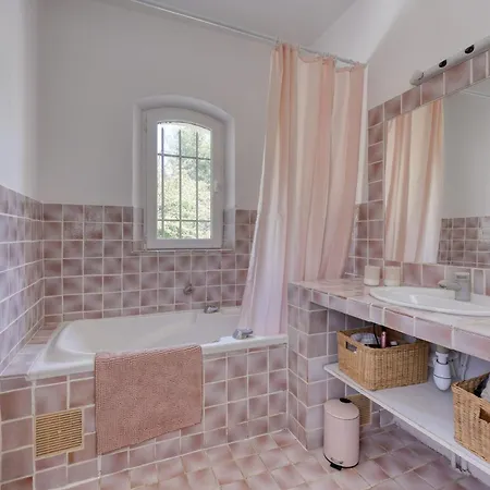 Beautiful Provencal House With Swimming Pool Hébergement de vacances