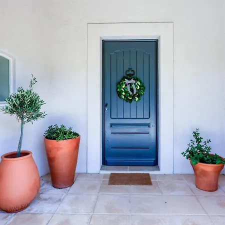 Beautiful Provencal House With Swimming Pool